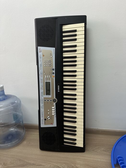 Синтезатор Yamaha