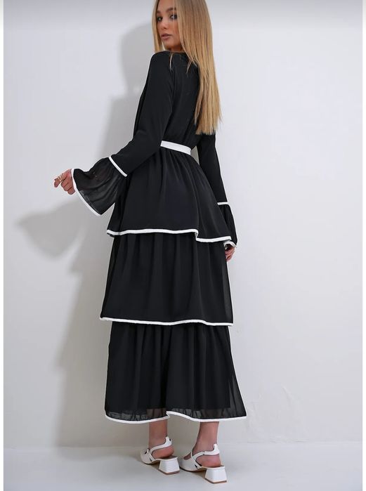 Rochie model deosebit nouă