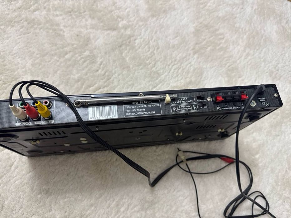 Продается DVD плеер