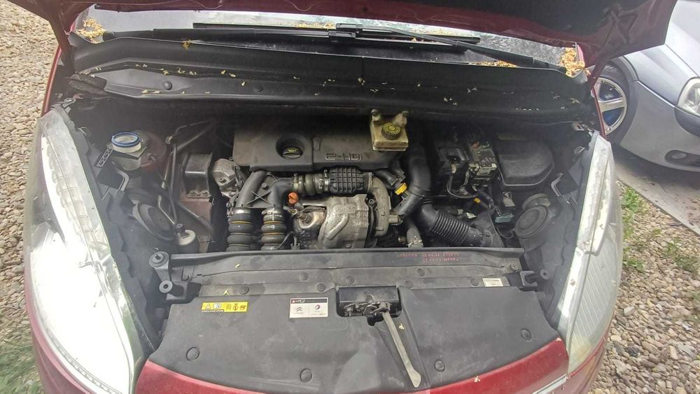 Dezmembrez Citroen C4 Picasso 1.6 HDi (DV6C) 112 cai Manuala 6 Trepte