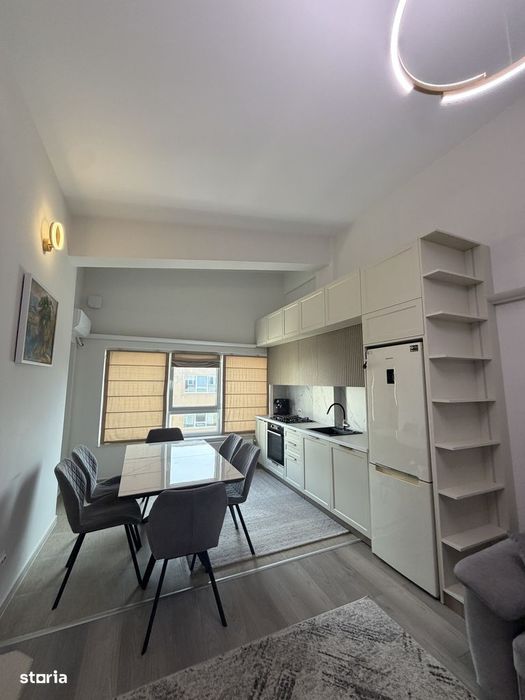Chirie 3 camere Pacurari (Rasarit de Soare)