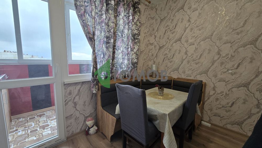 Двустаен апартамент под наем в кв. Три Чучура-юг