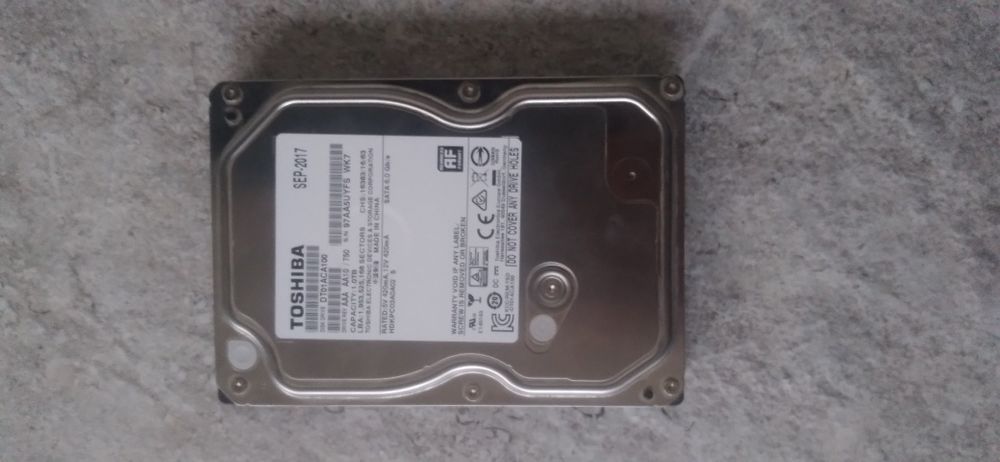 Toshiba 1TB HDD – Sotiladi (Holati yaxshi)