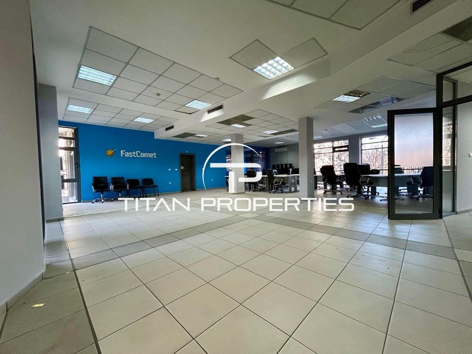 Продава се Офис в Пловдив, Център - 279 кв.м за 867 €/кв.м - Снимка #2