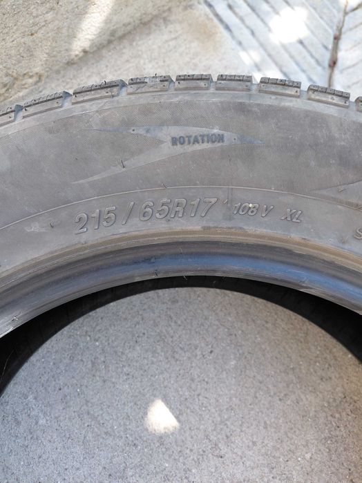215/65/17 Четири броя зимни гуми Syron