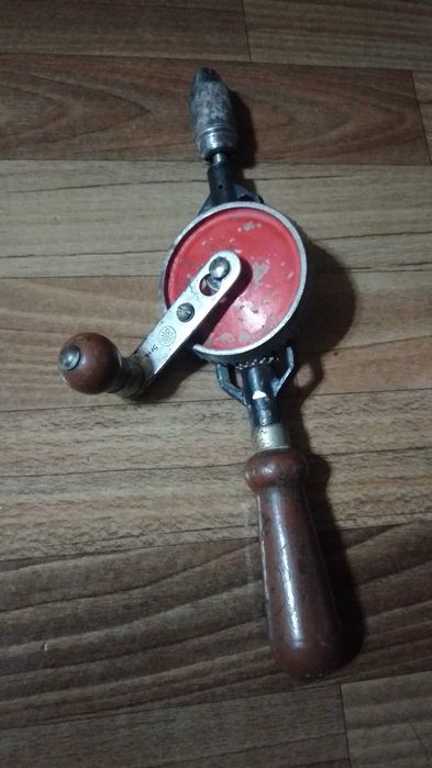 Продам механический ручной дрель