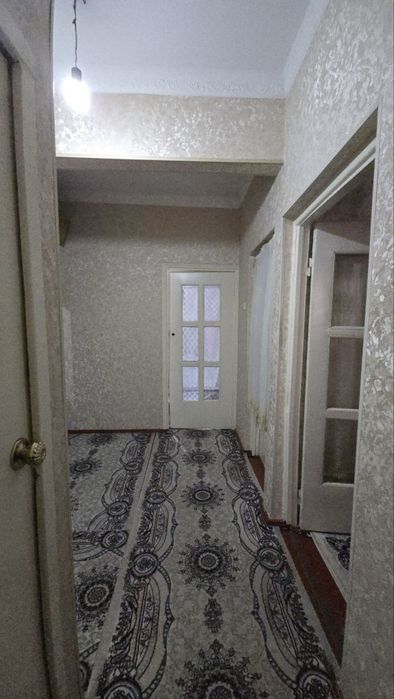 Продажа 3 хона 4 етаж 4 етажл 
Кора камиш 2/5
70 кв
Балкон 2*6