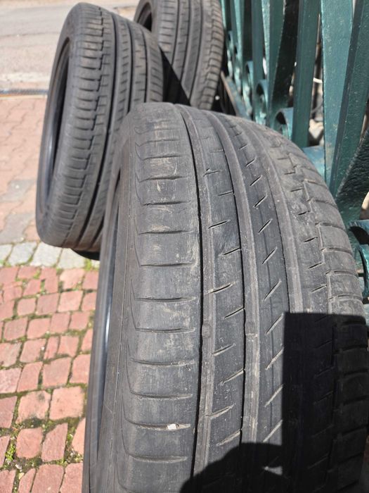 Гуми  Continental Premium Compact 6 V XL 235 55 19