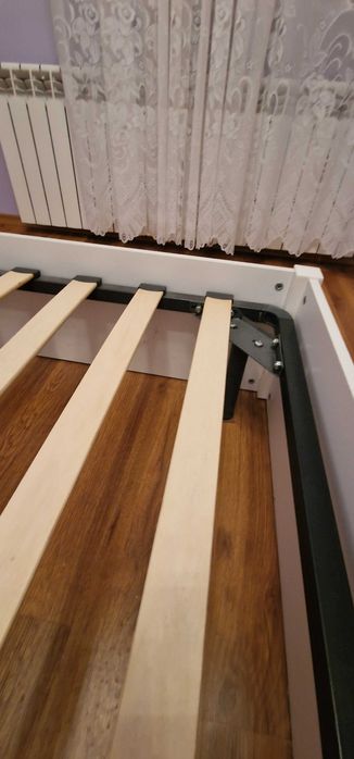 Бяла спалня 160×200