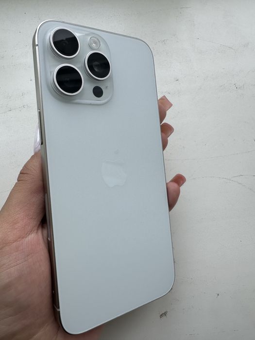 Айфон 15 про мах