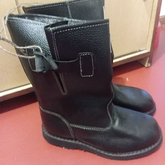 Продам  сапоги  на  меху Токуши