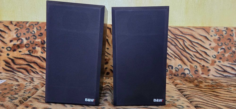Продавам двулентови тонколони BOWERS & WILKINS DM 110i