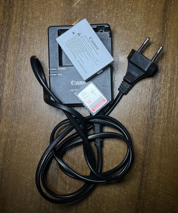 Canon EOS 600D Фотоаппарат