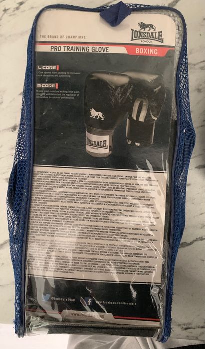 Продавам боксови ръкавици Lonsdale London Pro Training 14 oz