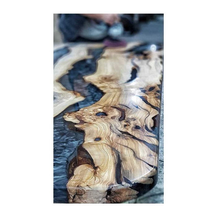 Прозрачна епоксидна смола