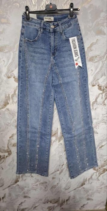 Blugi dama diferite modele