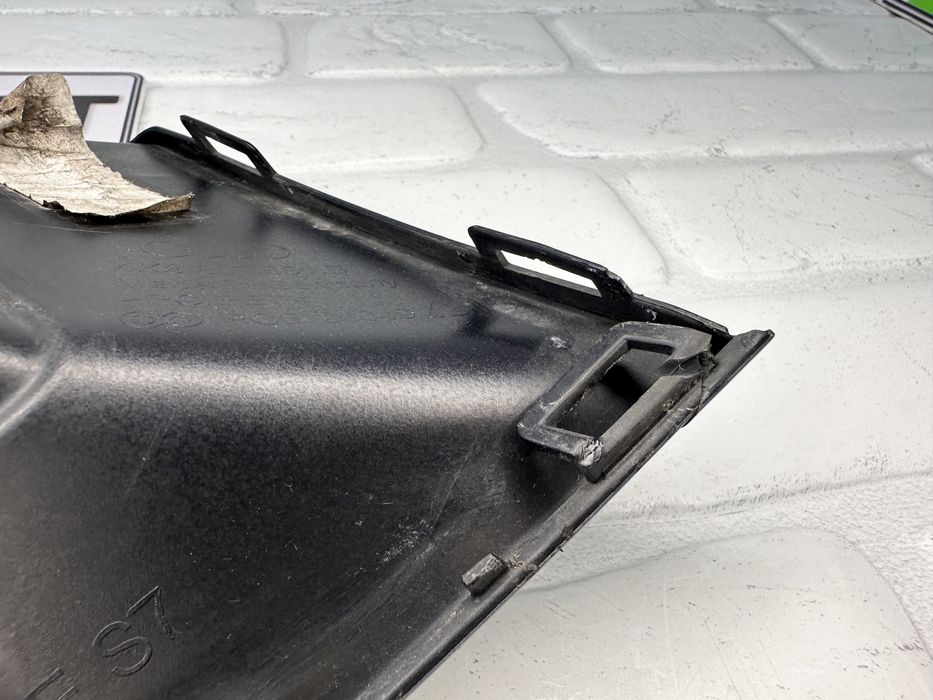 Лява решетка AUDI A7 C8 S Line 4K8807681B 4K8807151A