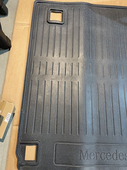 Tava tavita portbagaj mercedes w213 e-class