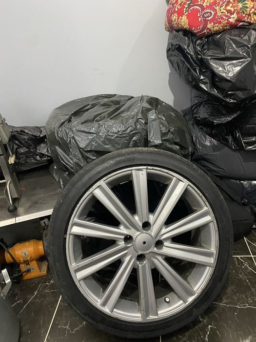 Продам калесо 17 резмер летный