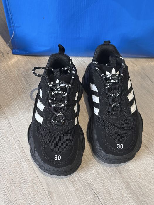 Кроссовки детские