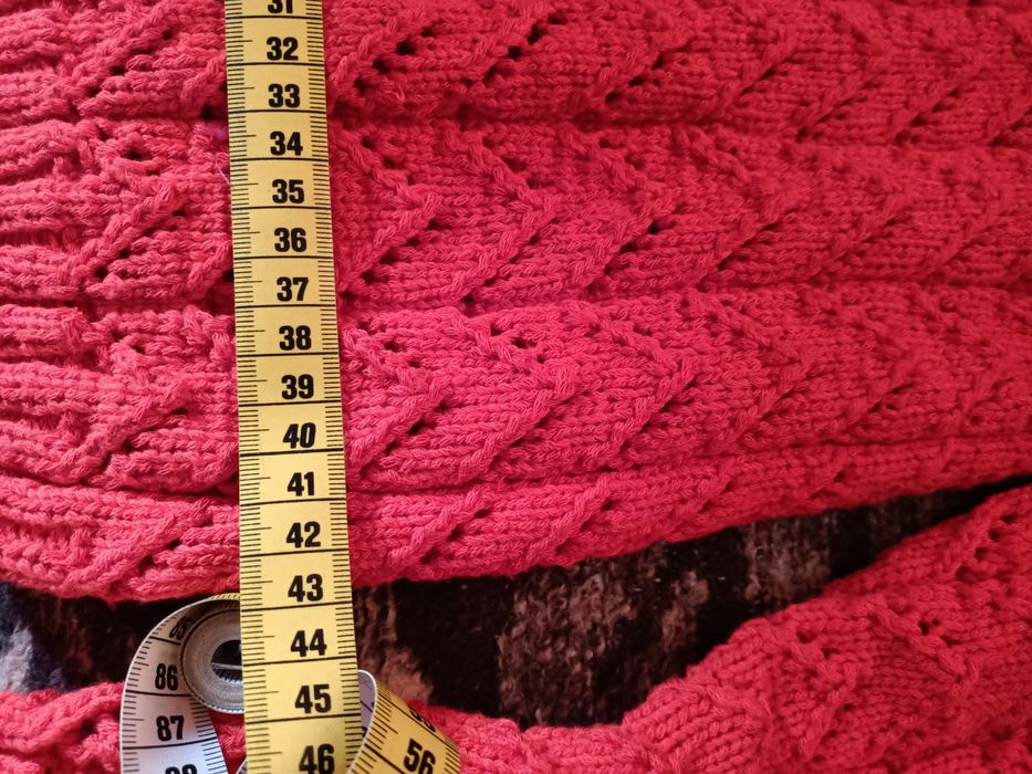 vând bluza croșetată manual