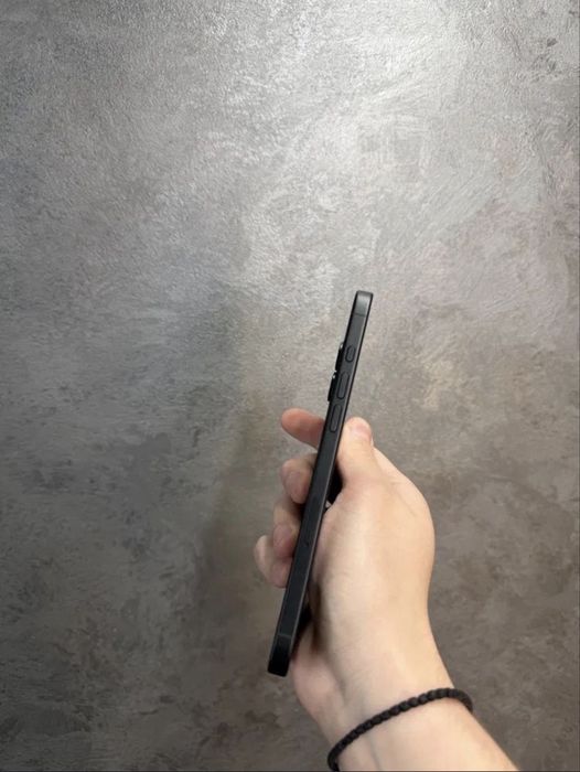 Iphone 16 Black 100%