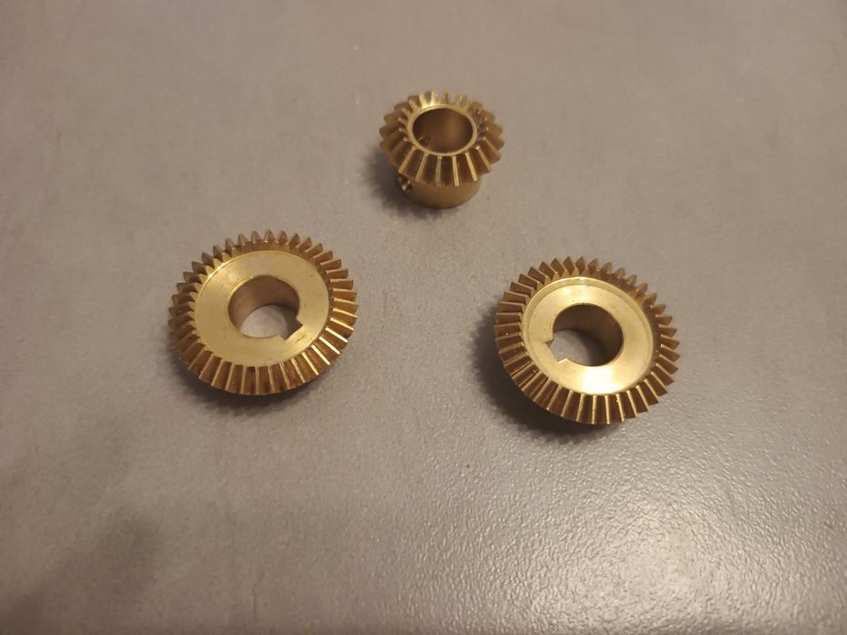 Set pinioane angrenaj