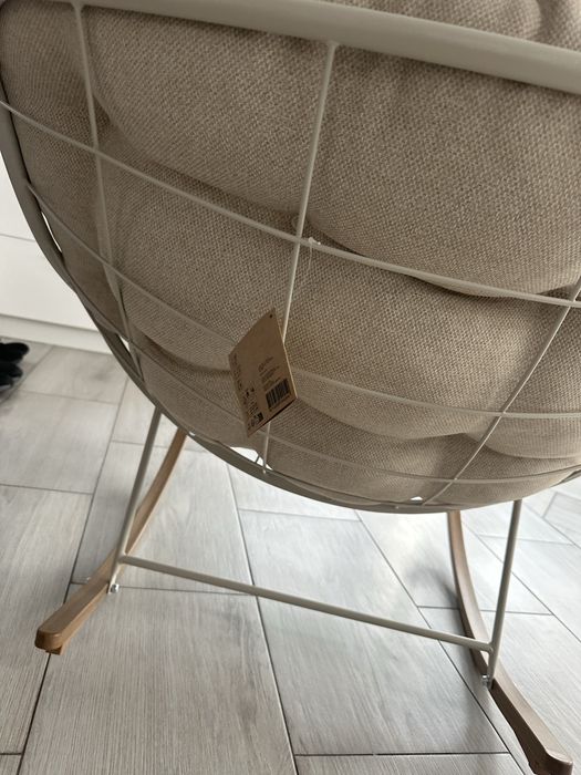 Balansoar din otel cu perna cu husa rezistenta