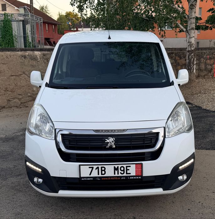 Peugeot partner 2017( doblo caddy)