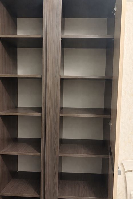 Продается угловой шкаф