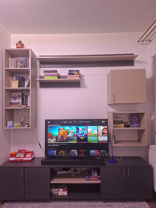 Living. Mobila ieftina