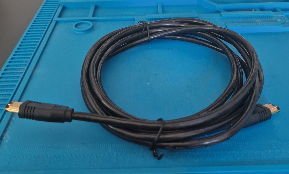 Cablu FireWire -FireWire