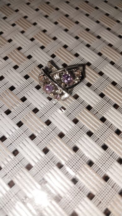 Продам серебряные серьги.