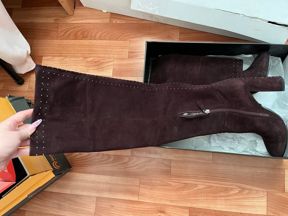 продам 4 пары обуви 40 го размера