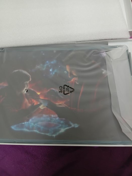 Продам новый планшет