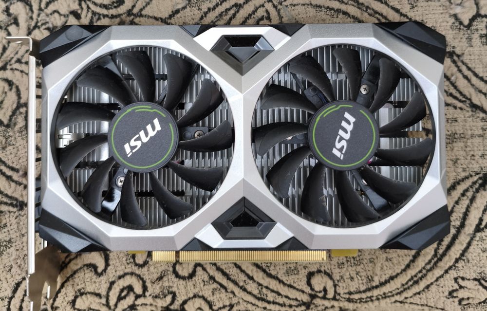Продам игровой компьютер DDR 4