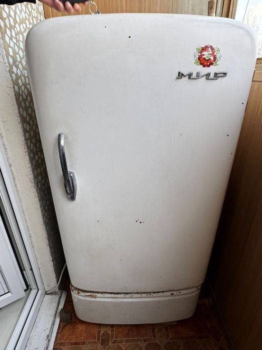 Холодильник рабочий