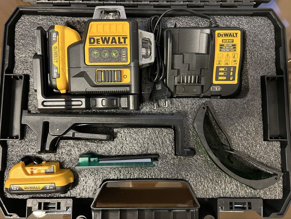 Nivela laser Dewalt 360 NOUA DEWALT® DCE089D1G-GB linii verzi boloboc laser 360 grade auto nivelare 360 orizontal si vertical