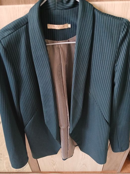 Продаю подростковый пиджаки