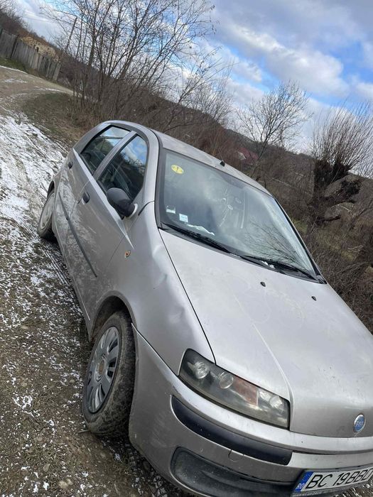 Vand fiat punto