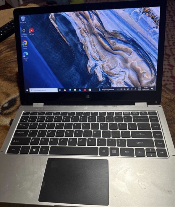 vand laptop/tableta(ecran tactil)