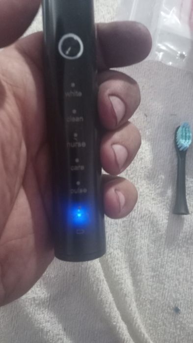 Електрическа четка за зъби