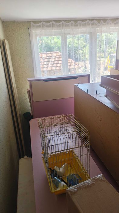 Продавам детско обзавеждане за момичета