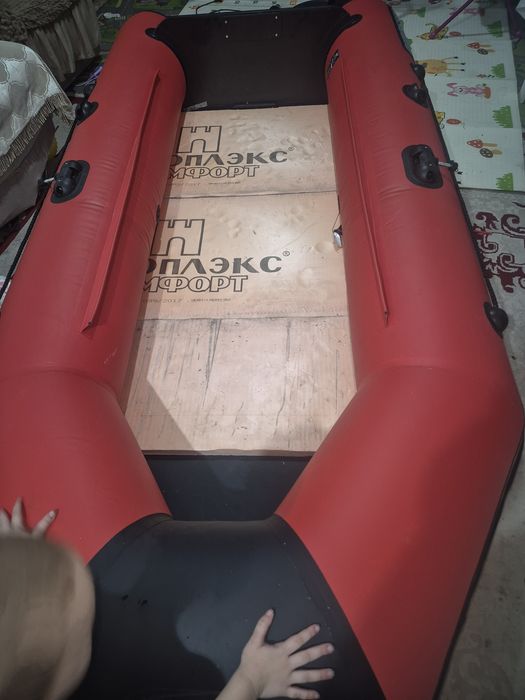 Лодка и матор продам новый