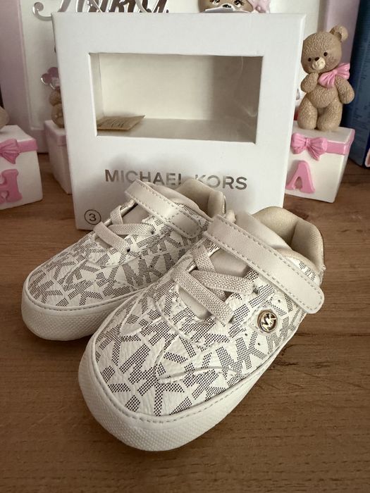 Бебешки обувки Michael Kors, Nike, Guess