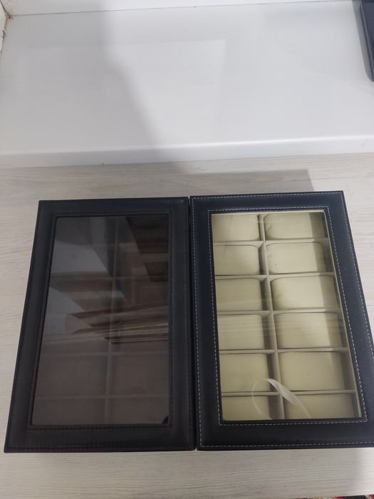 Футляр для ЧАСОВ.   2-шт Новый!