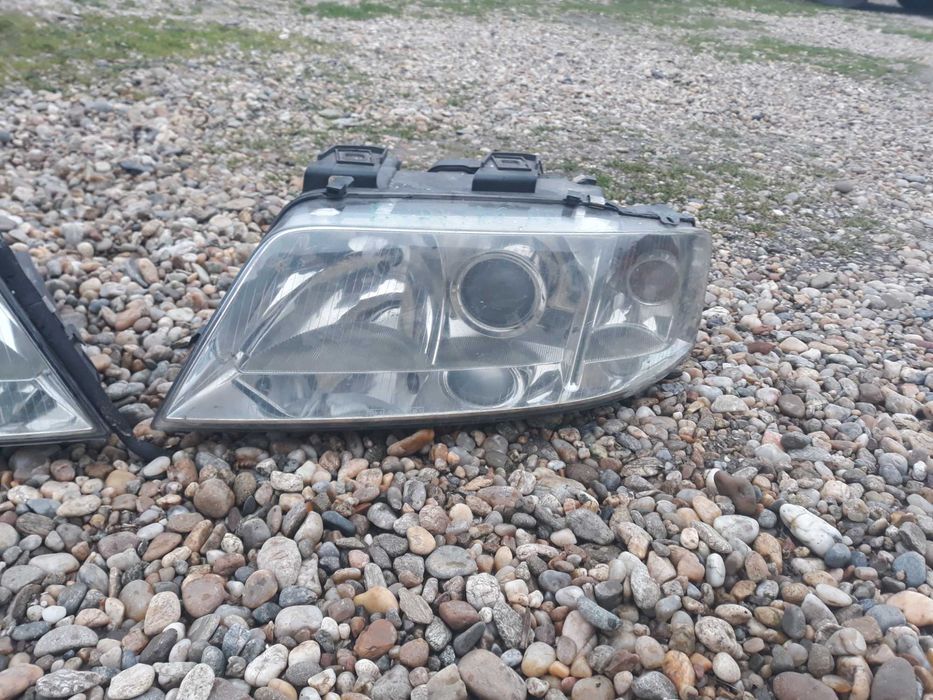 ляв и десен фар за ауди а6 ц5 междинка AUDI A6 C5