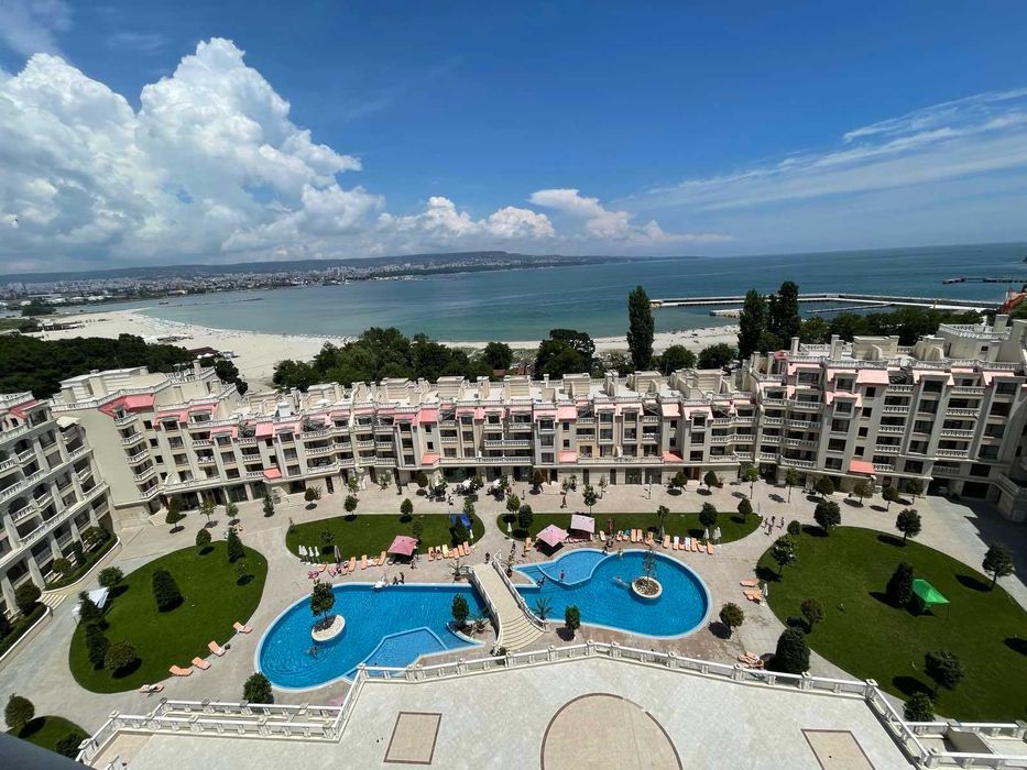 Дава се под наем Двустаен апартамент в Варна, Аспарухово - 60 кв.м за 600 € - Снимка #2