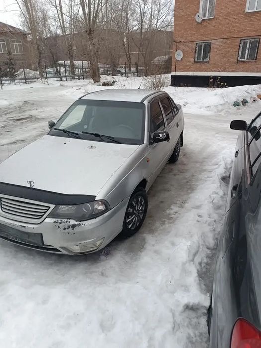 Продам машину Daewoo Nexia