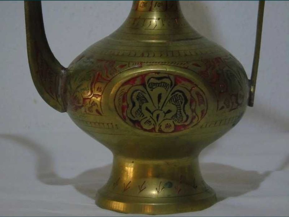 Carafă  Vintage din alamă India